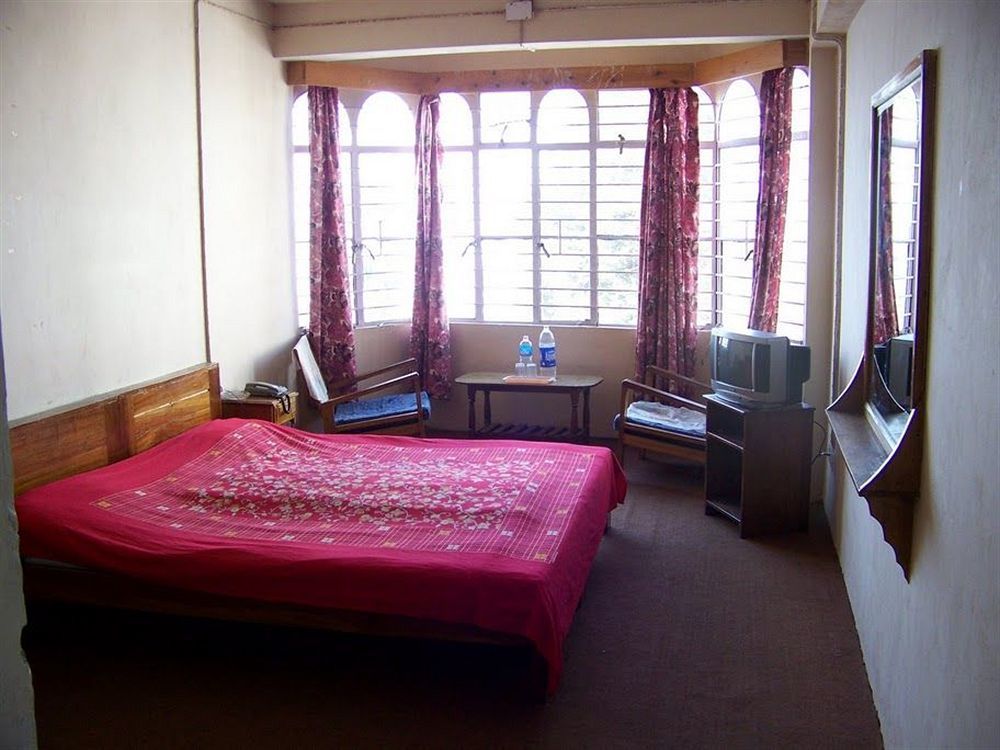 Old - Main Bellevue Heritage Hotel Darjeeling  Exterior photo