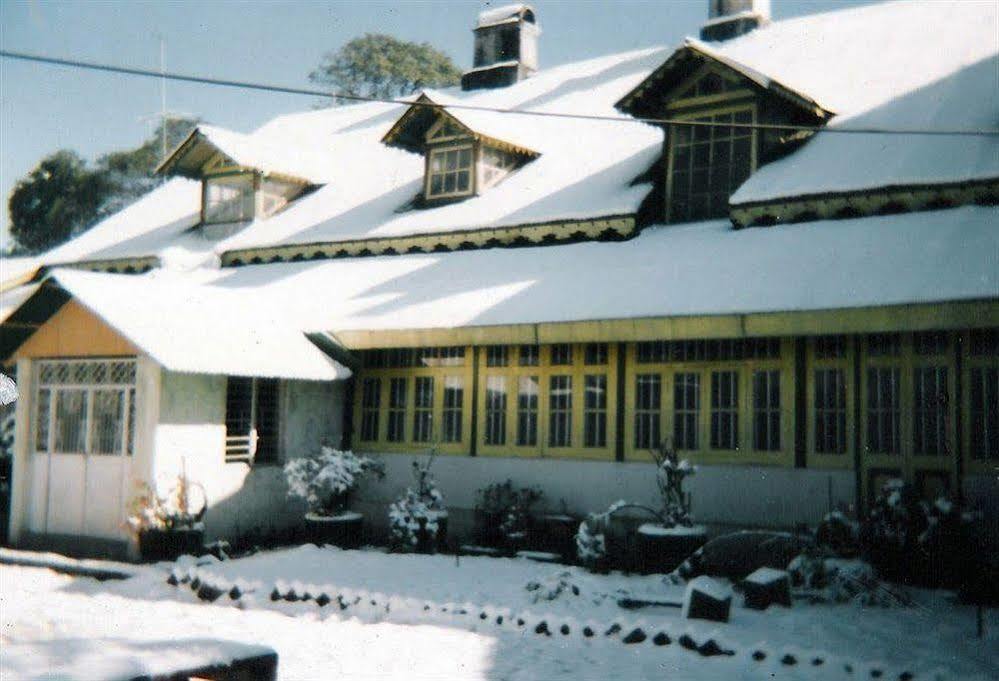 Old - Main Bellevue Heritage Hotel Darjeeling  Exterior photo