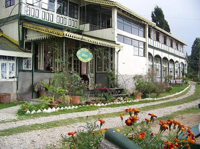 Old - Main Bellevue Heritage Hotel Darjeeling  Exterior photo